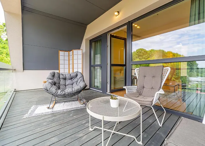 Sky Apartment With Free Parking And Balcony & Ac